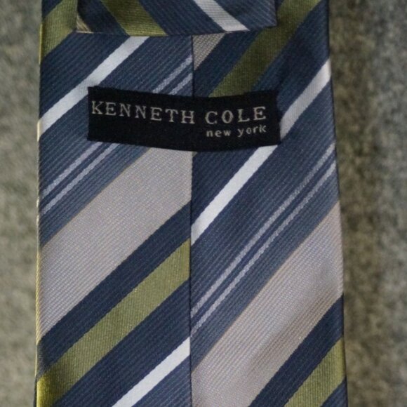 Kenneth Cole Tie Blue Green Beige Diagonal Stripe Silk Blend Modern Menswear - Picture 2 of 3